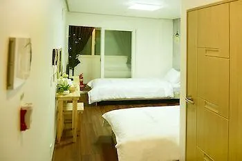 Alice Hostel Seoul